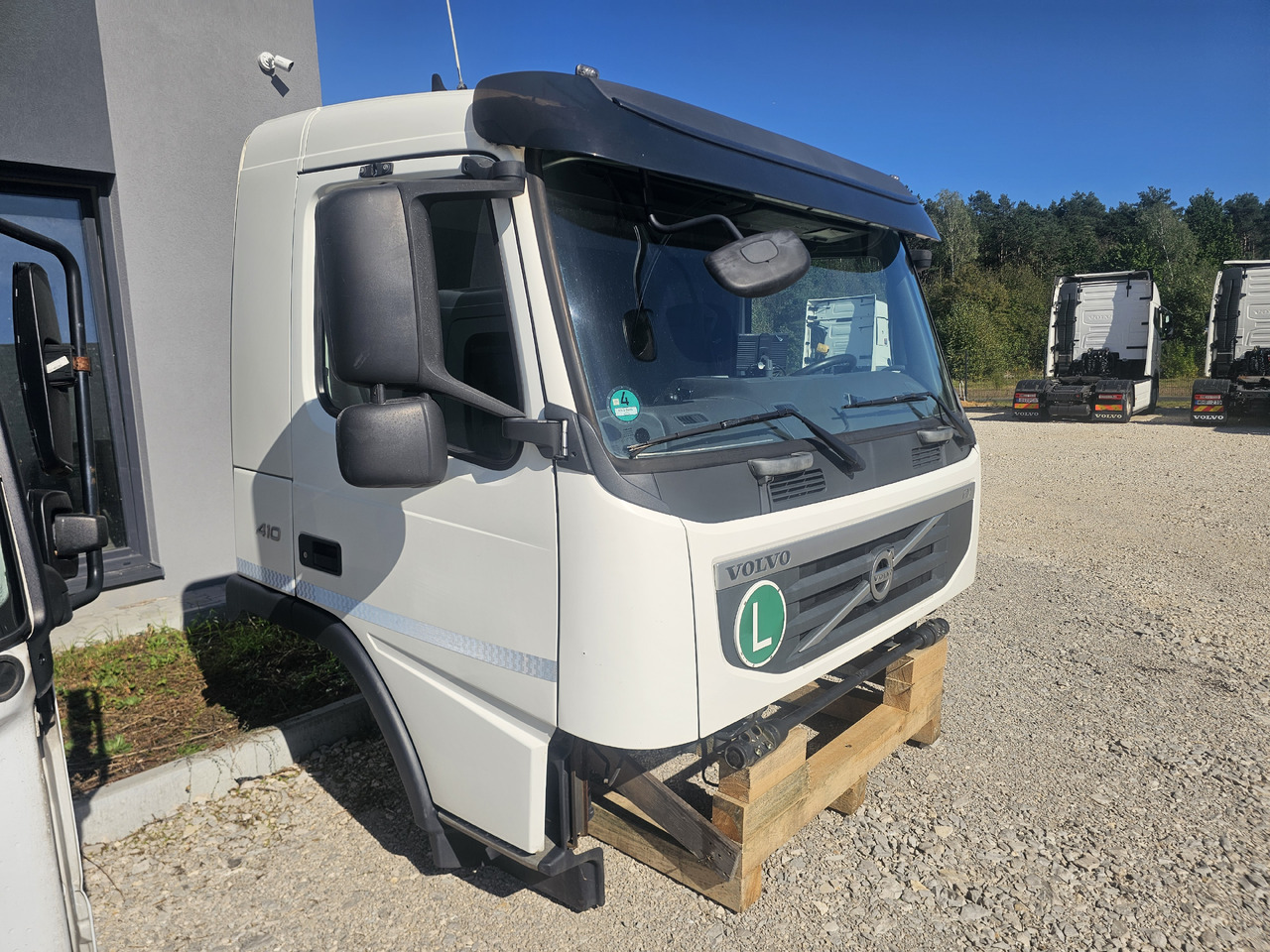 VOLVO FM3 DAILY CAB / COMPLETE / WORLDWIDE DELIVERY - Cab: picture 5 VOLVO FM3 DAILY CAB / COMPLETE / WORLDWIDE DELIVERY - Cab: picture 5