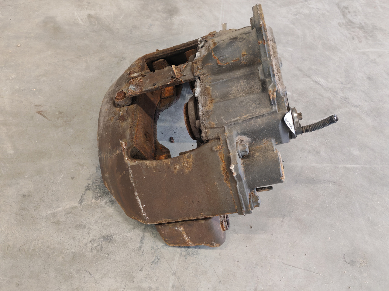 VOLVO RENAULT DXI / MERITOR ELSA 225 / BRAKE CALIPER / LEFT - Brake caliper: picture 3 VOLVO RENAULT DXI / MERITOR ELSA 225 / BRAKE CALIPER / LEFT - Brake caliper: picture 3