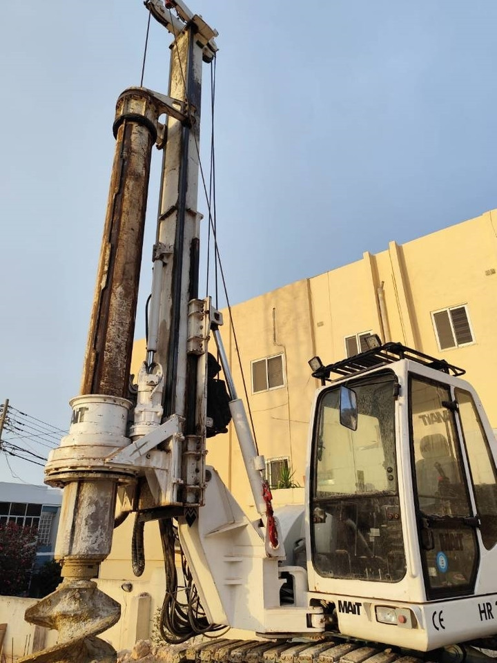 Mait HR30 - Pile driver: picture 2 Mait HR30 - Pile driver: picture 2