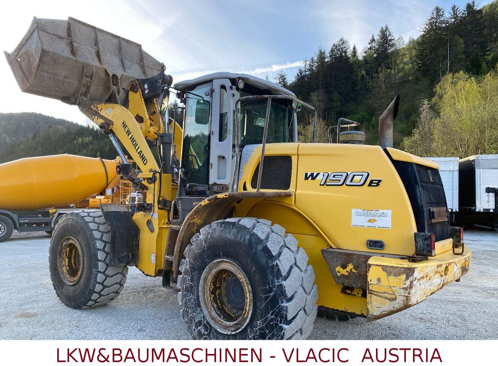 New Holland W190 B - Wheel loader: picture 5 New Holland W190 B - Wheel loader: picture 5