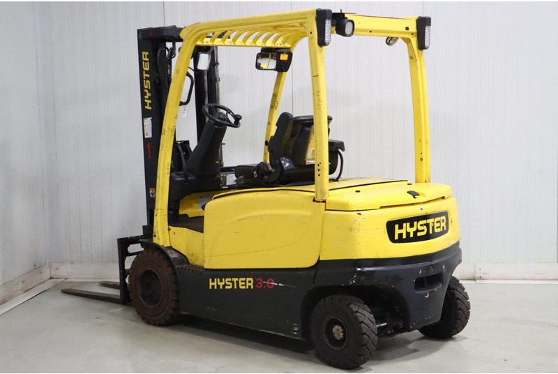 Hyster J3.0XN - Electric forklift: picture 4 Hyster J3.0XN - Electric forklift: picture 4