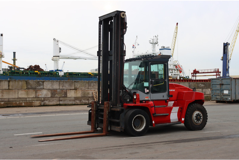Kalmar DCE120-6 - Diesel forklift: picture 4 Kalmar DCE120-6 - Diesel forklift: picture 4