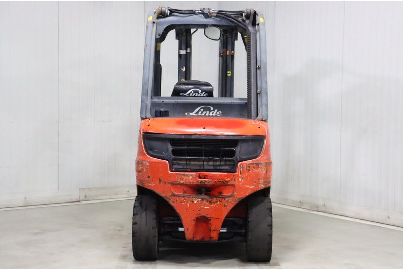Linde H25D-02 - Diesel forklift: picture 5 Linde H25D-02 - Diesel forklift: picture 5