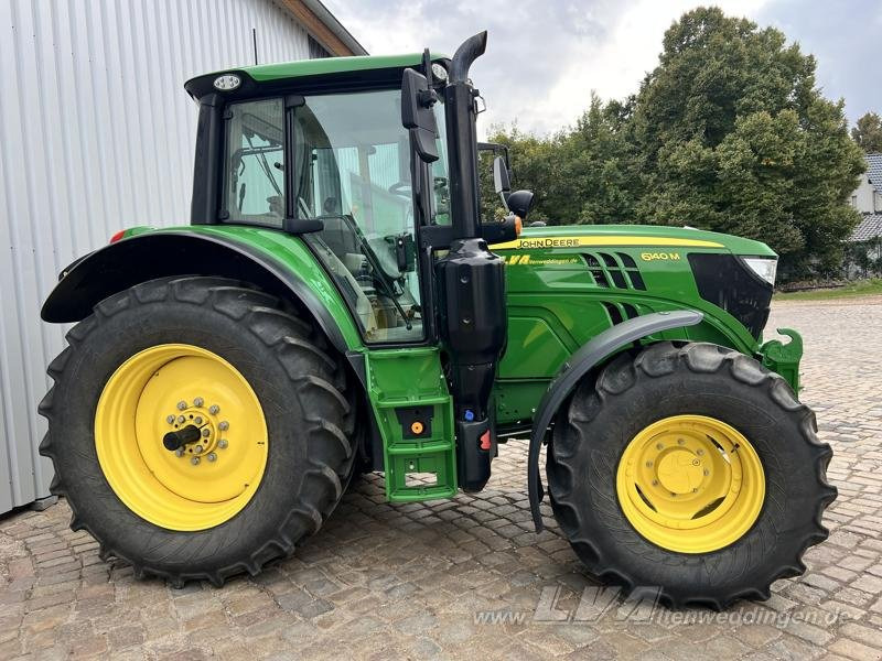 John Deere 6140M - Farm tractor: picture 5 John Deere 6140M - Farm tractor: picture 5
