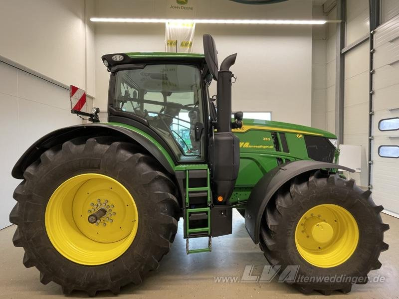 Farm tractor John Deere 6R 230: picture 12