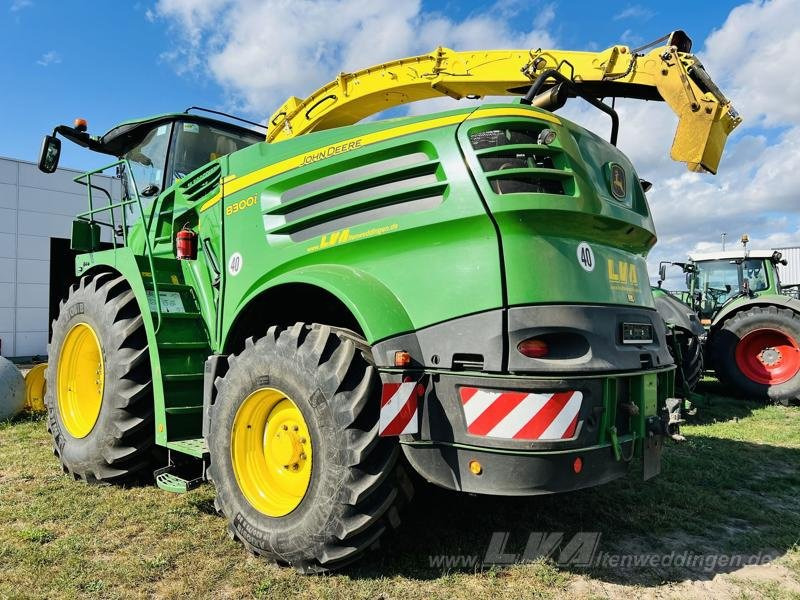 John Deere 8300 - Farm tractor: picture 5 John Deere 8300 - Farm tractor: picture 5