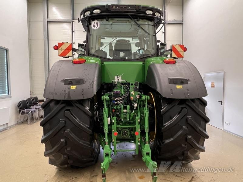 John Deere 8320R ULTIMATE - Farm tractor: picture 5 John Deere 8320R ULTIMATE - Farm tractor: picture 5