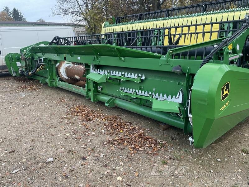 John Deere T670 i - Combine harvester: picture 4 John Deere T670 i - Combine harvester: picture 4
