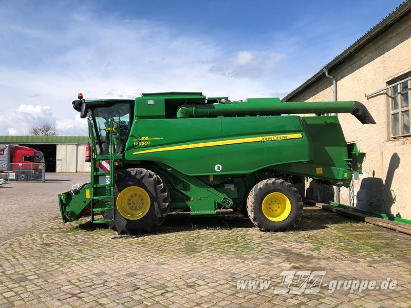 John Deere W550 - Combine harvester: picture 2 John Deere W550 - Combine harvester: picture 2