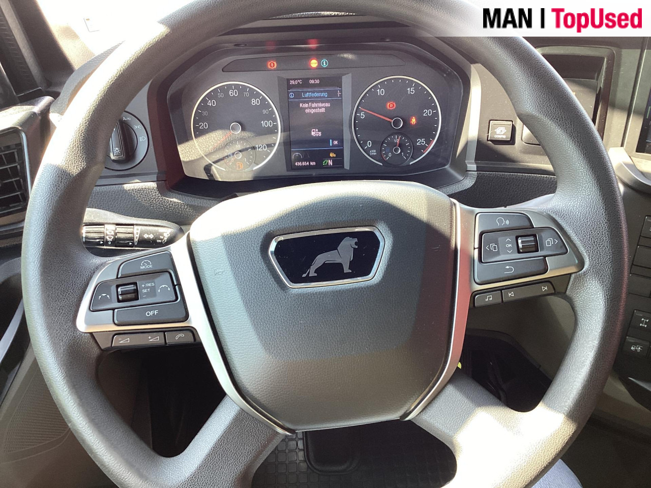 Tractor unit MAN TGX 18.470 4x2 BL SA: picture 7