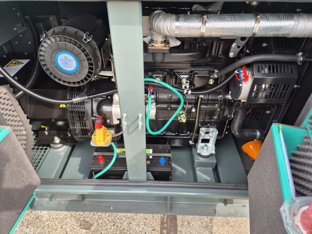 ASHITA AG3-50 - Generator set: picture 5 ASHITA AG3-50 - Generator set: picture 5