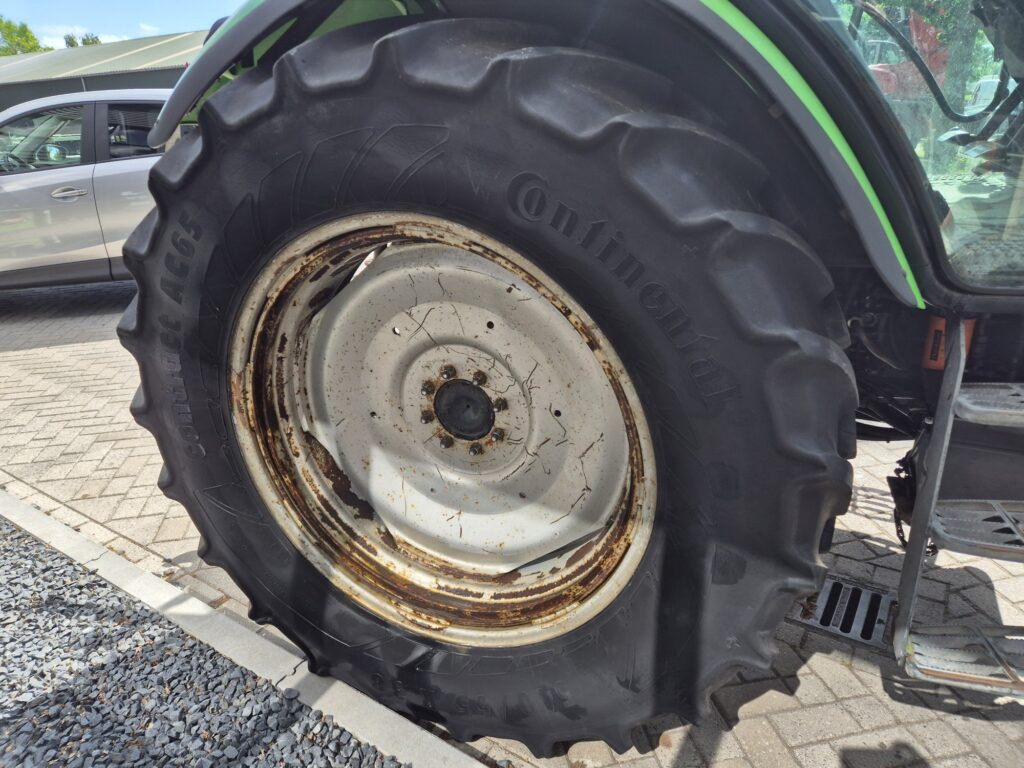 Farm tractor DEUTZ AGROTRON 85: picture 15