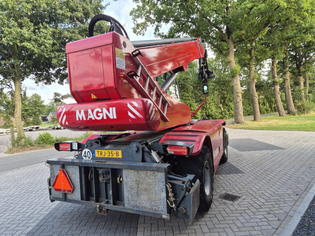 MAGNI RTH 6.30 SH roto telescopic handler - Telescopic handler: picture 4 MAGNI RTH 6.30 SH roto telescopic handler - Telescopic handler: picture 4