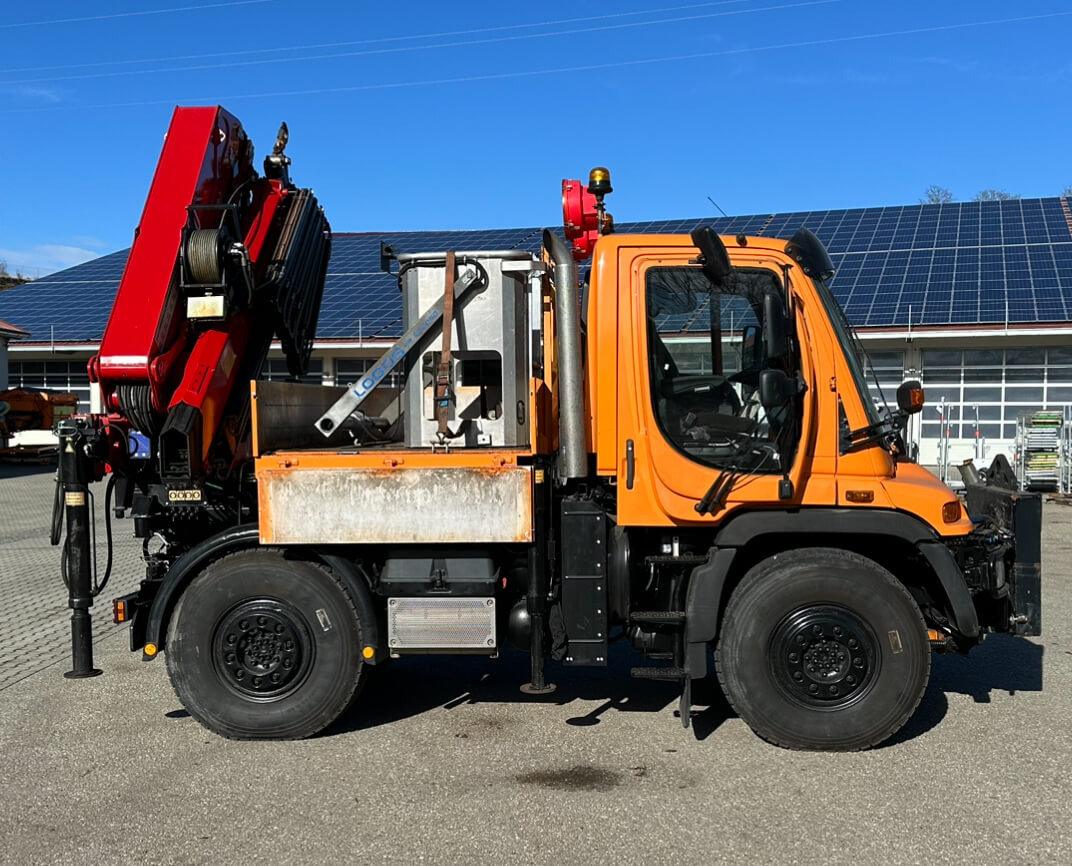 Unimog 400 - U400 405 25177 mit Wechselkran Merced - Municipal/ Special vehicle: picture 3 Unimog 400 - U400 405 25177 mit Wechselkran Merced - Municipal/ Special vehicle: picture 3