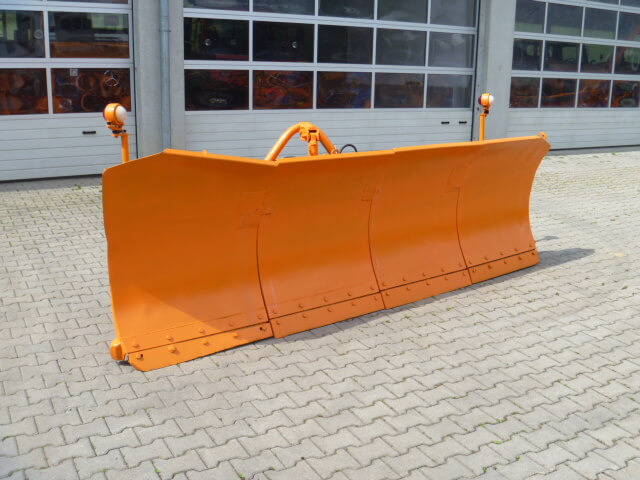 Unimog Schneepflug - Schneeschild Schmidt MF5.3 - Snow plough: picture 1 Unimog Schneepflug - Schneeschild Schmidt MF5.3 - Snow plough: picture 1