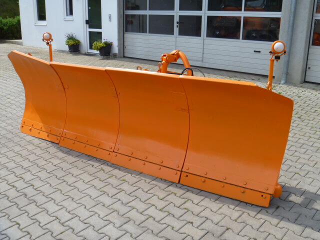 Unimog Schneepflug - Schneeschild Schmidt MF5.3 - Snow plough: picture 2 Unimog Schneepflug - Schneeschild Schmidt MF5.3 - Snow plough: picture 2