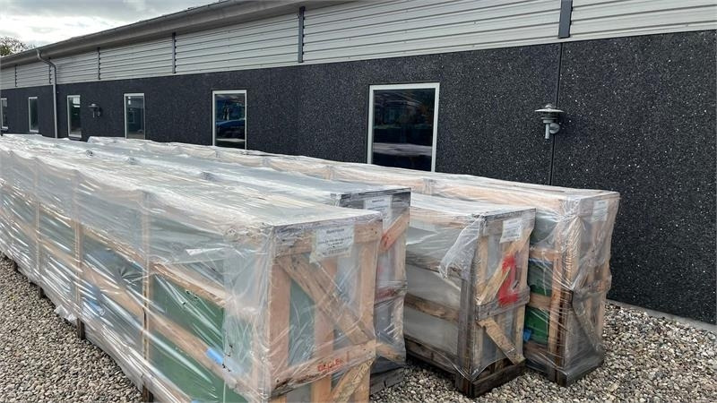 Claas 9000mm raps fortsats bord til Claas C900 med sidek - Combine harvester: picture 3 Claas 9000mm raps fortsats bord til Claas C900 med sidek - Combine harvester: picture 3