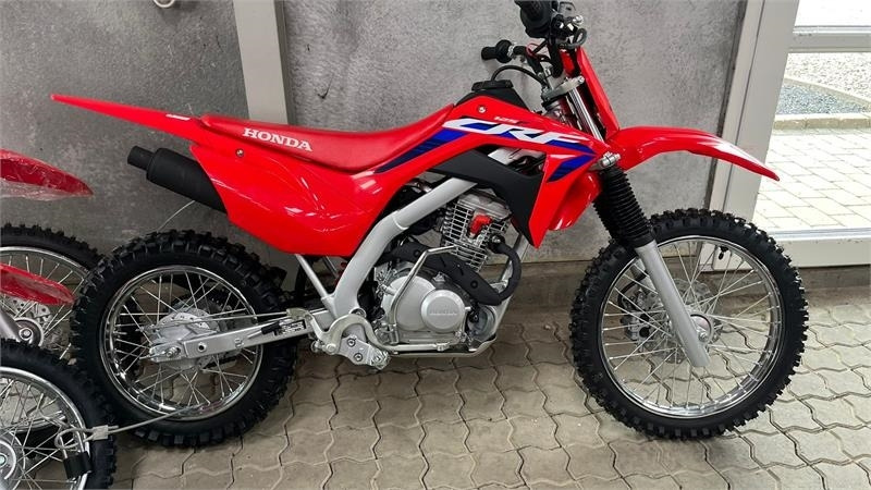 Honda CRF 125 F DEMO. Rigtig crosser med gear og kobling  - Side-by-side/ ATV: picture 2 Honda CRF 125 F DEMO. Rigtig crosser med gear og kobling  - Side-by-side/ ATV: picture 2