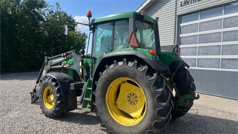 John Deere 6510 Med frontlæsser - Farm tractor: picture 3 John Deere 6510 Med frontlæsser - Farm tractor: picture 3