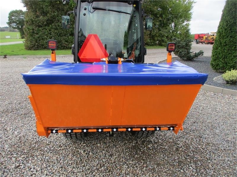 Limas SSP140 Selvlæssende og med lys - Sand/ Salt spreader for Municipal/ Special vehicle: picture 5 Limas SSP140 Selvlæssende og med lys - Sand/ Salt spreader for Municipal/ Special vehicle: picture 5