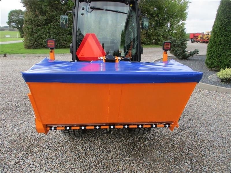 Limas SSP160 Selvlæssende og med lys - Sand/ Salt spreader for Municipal/ Special vehicle: picture 5 Limas SSP160 Selvlæssende og med lys - Sand/ Salt spreader for Municipal/ Special vehicle: picture 5
