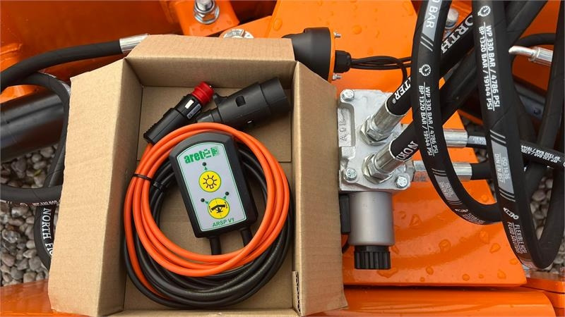 Limas Vario SHL 300 Med lys  - Snow plough for Agricultural machinery: picture 2 Limas Vario SHL 300 Med lys  - Snow plough for Agricultural machinery: picture 2