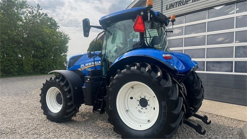 New Holland T7.175 RangeCommand med frontlift. Meget velholdt - Farm tractor: picture 3 New Holland T7.175 RangeCommand med frontlift. Meget velholdt - Farm tractor: picture 3