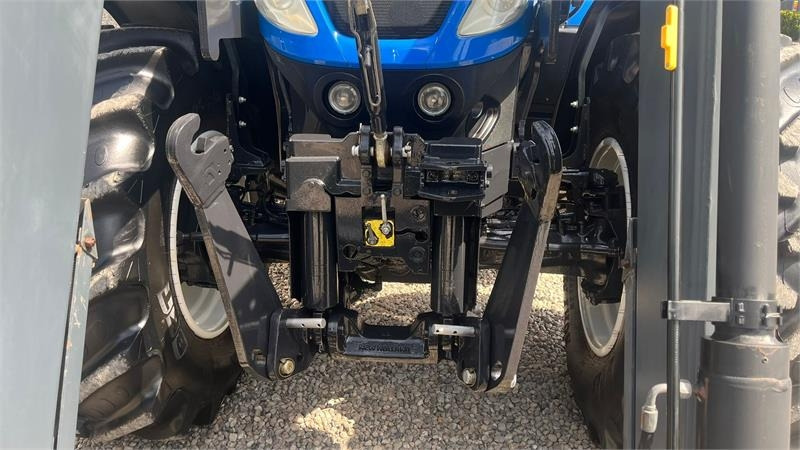 New Holland T7.270 AC med frontlift og frontlæsser - Farm tractor: picture 4 New Holland T7.270 AC med frontlift og frontlæsser - Farm tractor: picture 4