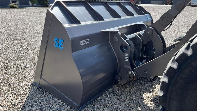 SE AB 2,9m3 skovl med Volvo beslag på. Den er 2. - Bucket for Construction machinery: picture 5 SE AB 2,9m3 skovl med Volvo beslag på. Den er 2. - Bucket for Construction machinery: picture 5