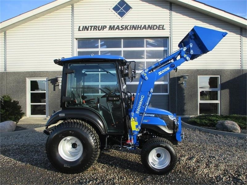 Solis 26 HST Med kabine, Turf hjul og frontlæsser. - Farm tractor: picture 3 Solis 26 HST Med kabine, Turf hjul og frontlæsser. - Farm tractor: picture 3