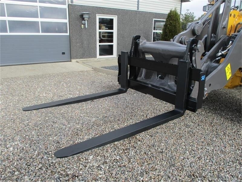 Wheel loader Volvo Pallegafler 5ton 150cm smededegafler. NYT sæt: picture 7