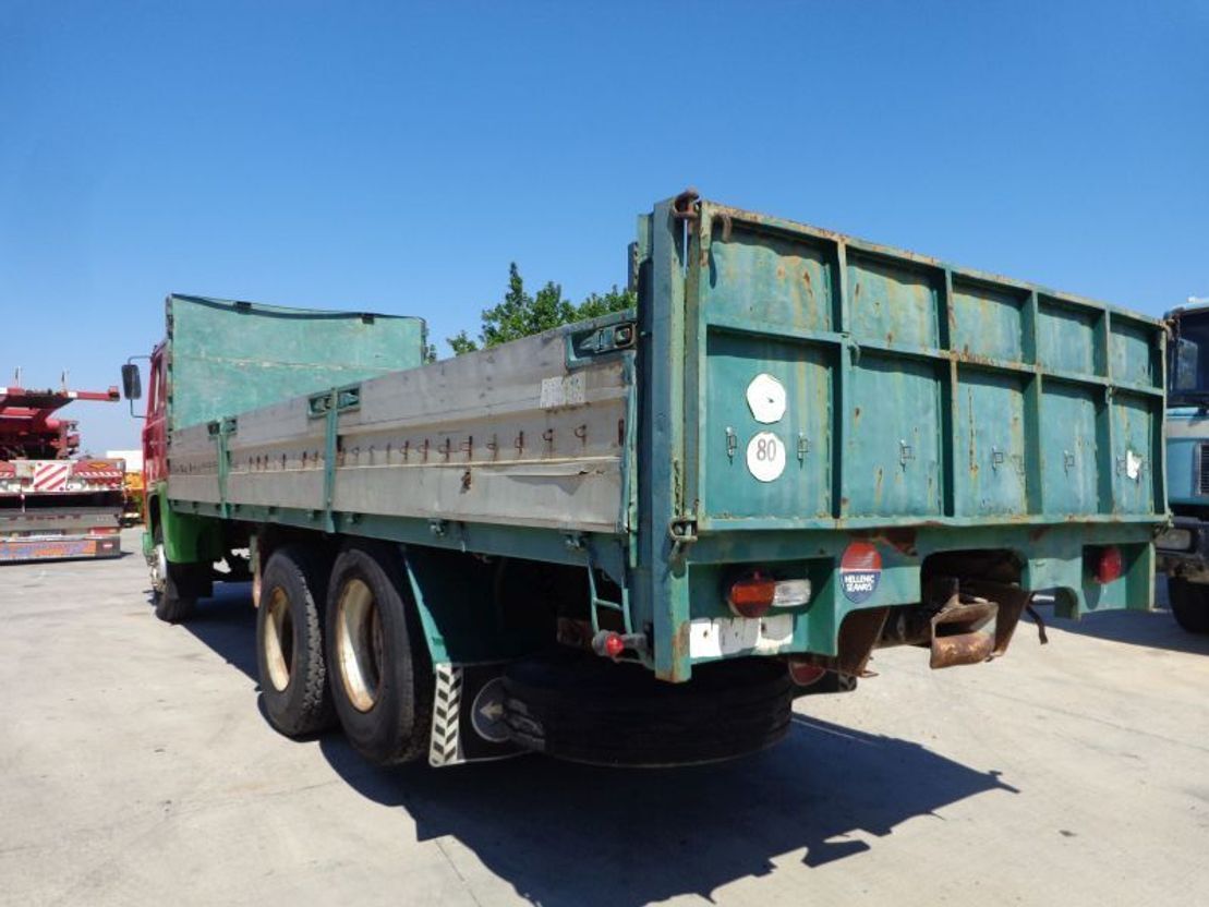 Scania LB141 V8 SCANIA LBS 141 (6X2) V8 - Dropside/ Flatbed truck: picture 5 Scania LB141 V8 SCANIA LBS 141 (6X2) V8 - Dropside/ Flatbed truck: picture 5