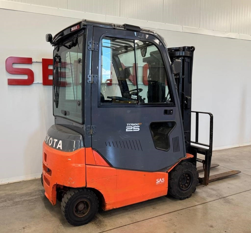 Toyota 10938 8FBMKT25 - Electric forklift: picture 3 Toyota 10938 8FBMKT25 - Electric forklift: picture 3