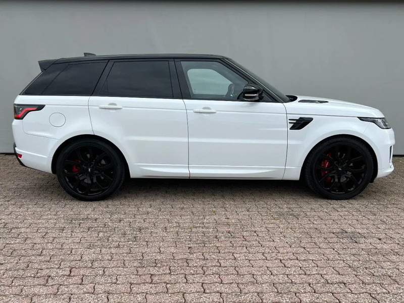 Land Rover Range Rover Sport 4.4 SDV8 HSE DYNAMIC FACELIFT/FULL OPTIONS!!BTW INCLUSIEF!! - Car: picture 3 Land Rover Range Rover Sport 4.4 SDV8 HSE DYNAMIC FACELIFT/FULL OPTIONS!!BTW INCLUSIEF!! - Car: picture 3