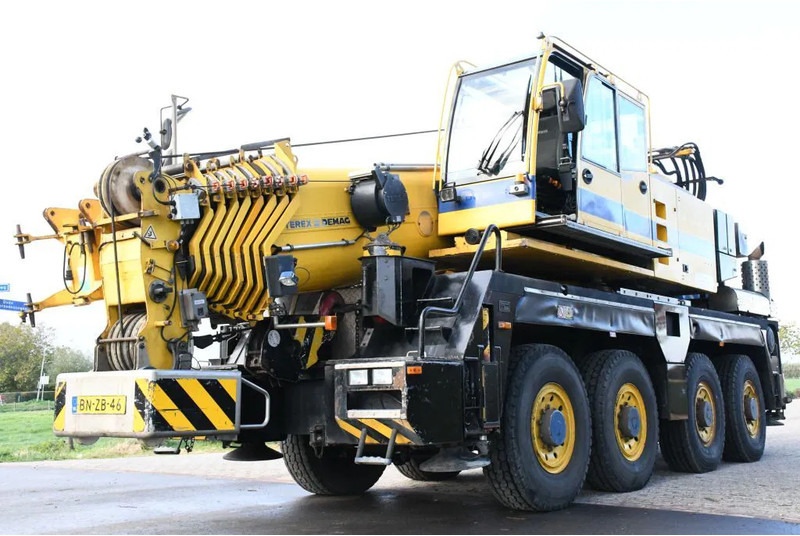 Terex-Demag AC60 CITY CLASS! Double cab!!8X8!! - All terrain crane: picture 4 Terex-Demag AC60 CITY CLASS! Double cab!!8X8!! - All terrain crane: picture 4