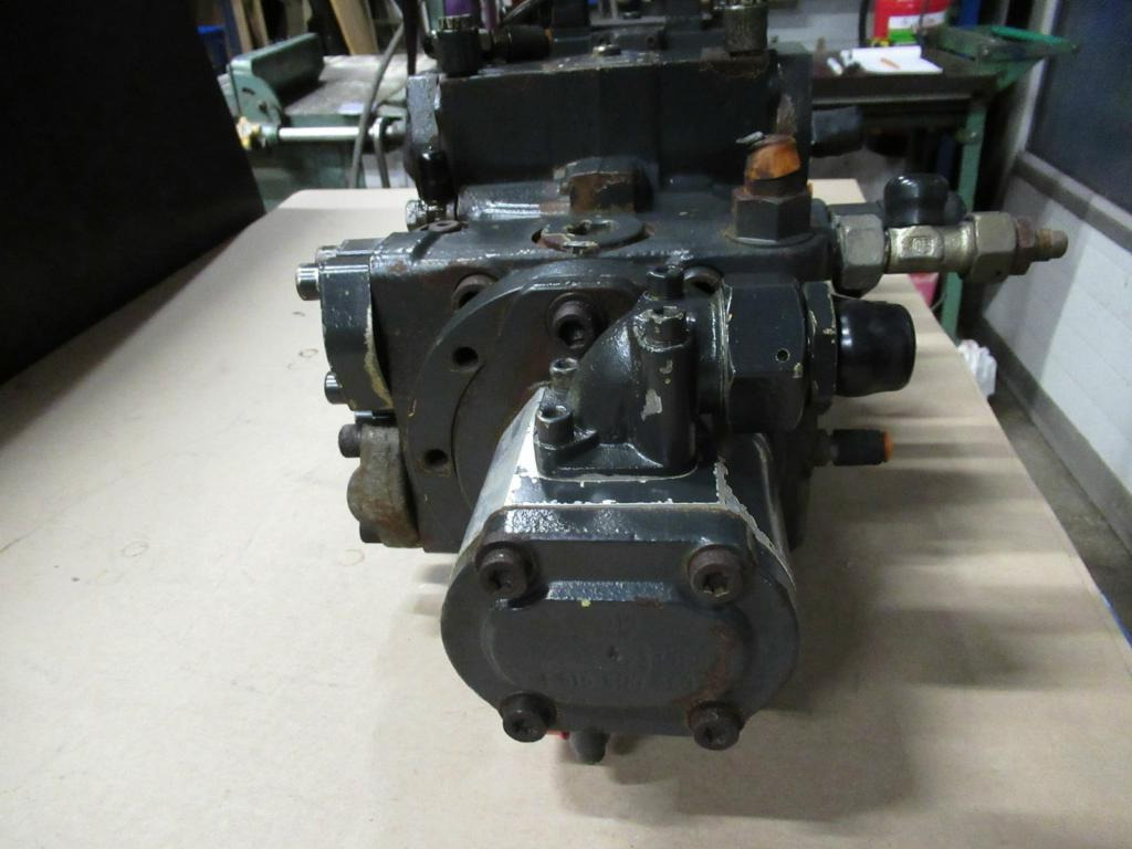 Bomag A4VG71DGDT1/32L-NSF10K021E-S - - Hydraulic pump for Construction machinery: picture 4 Bomag A4VG71DGDT1/32L-NSF10K021E-S - - Hydraulic pump for Construction machinery: picture 4