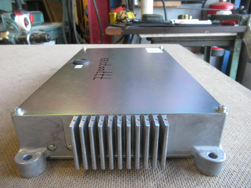 CNH YN22E00015F3 - ECU for Construction machinery: picture 2 CNH YN22E00015F3 - ECU for Construction machinery: picture 2