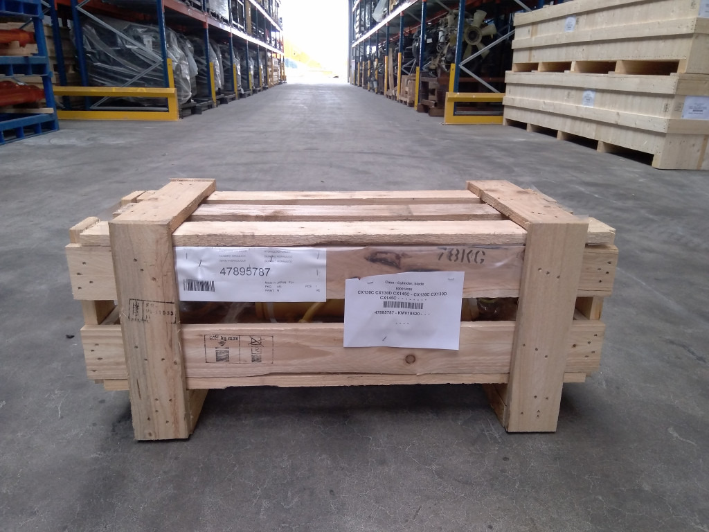 Case 47895787 - KMV18520 - Hydraulic cylinder for Construction machinery: picture 2 Case 47895787 - KMV18520 - Hydraulic cylinder for Construction machinery: picture 2