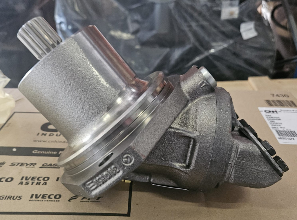 Case 48072675 - Hydraulic motor for Construction machinery: picture 2 Case 48072675 - Hydraulic motor for Construction machinery: picture 2