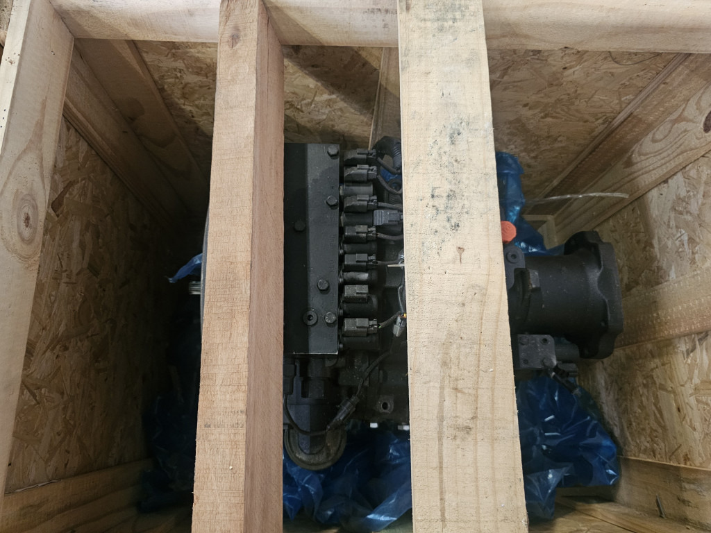 Case 84327511 - 84239309 - Gearbox for Construction machinery: picture 2 Case 84327511 - 84239309 - Gearbox for Construction machinery: picture 2