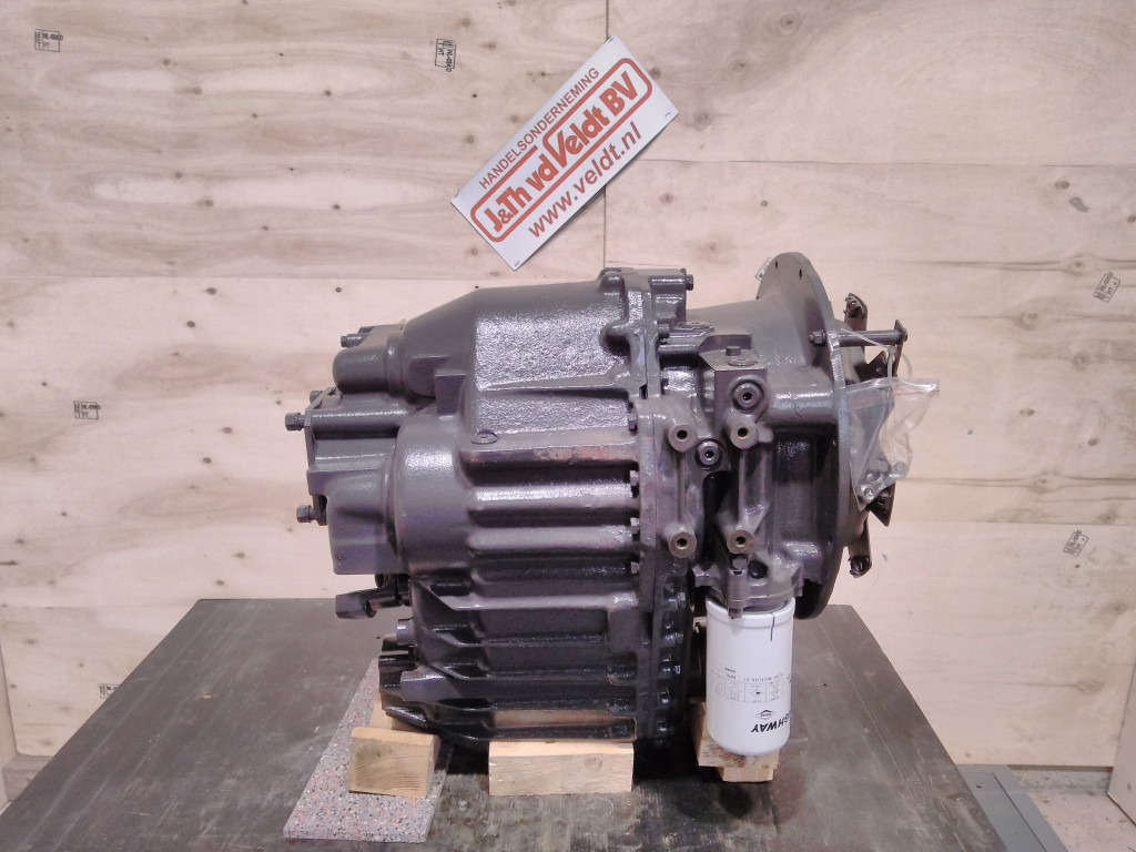 Case 87749355 - 87571324 - Gearbox for Construction machinery: picture 1 Case 87749355 - 87571324 - Gearbox for Construction machinery: picture 1