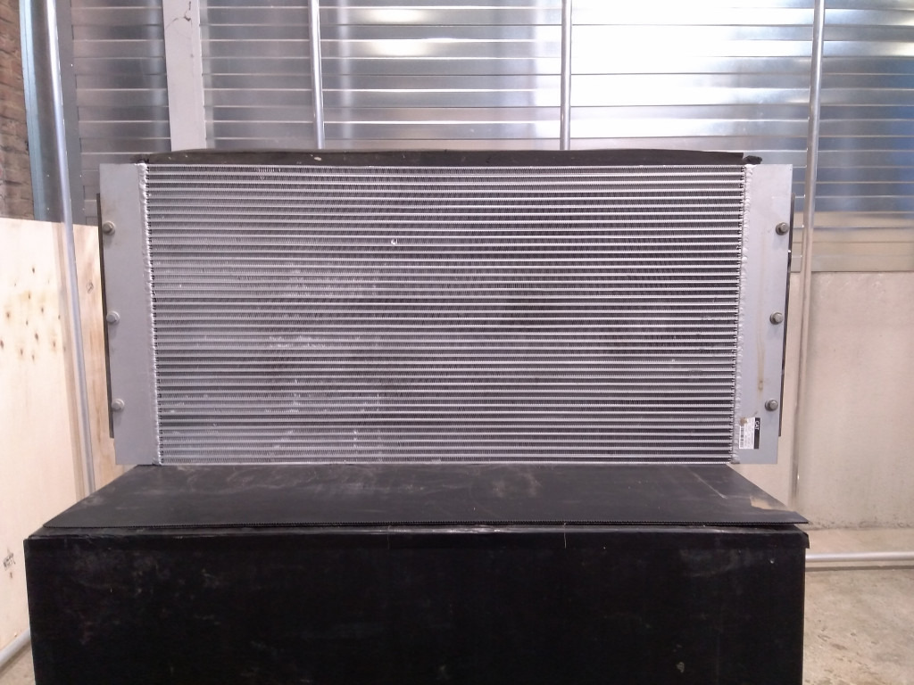 Caterpillar 3477612 - Oil cooler for Construction machinery: picture 2 Caterpillar 3477612 - Oil cooler for Construction machinery: picture 2