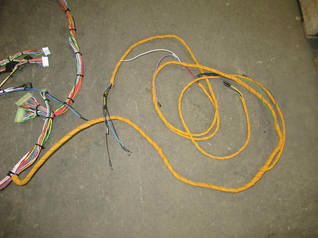 Caterpillar 3640306 - 2677682 - Cables/ Wire harness for Construction machinery: picture 2 Caterpillar 3640306 - 2677682 - Cables/ Wire harness for Construction machinery: picture 2