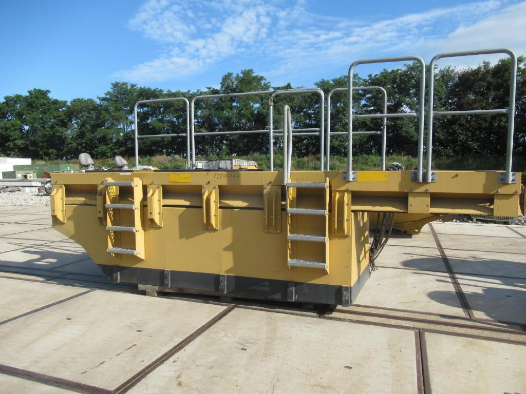 Caterpillar 365B - - Frame/ Chassis for Construction machinery: picture 1 Caterpillar 365B - - Frame/ Chassis for Construction machinery: picture 1