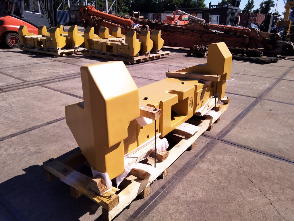 Caterpillar 3672334 - Counterweight for Construction machinery: picture 5 Caterpillar 3672334 - Counterweight for Construction machinery: picture 5