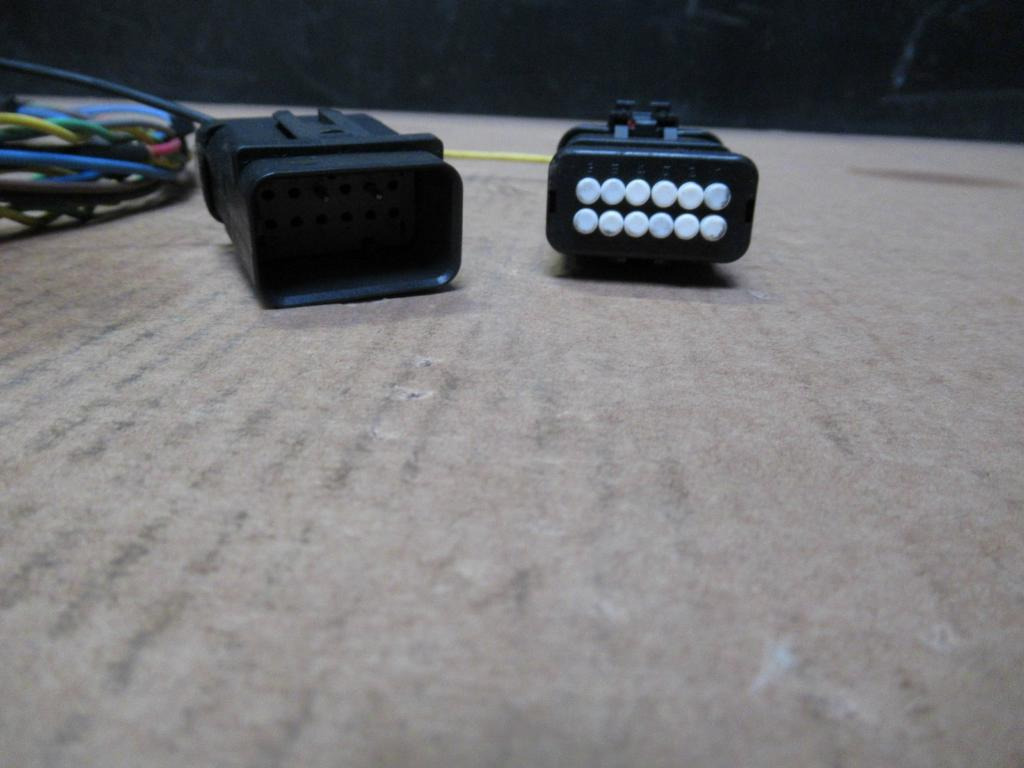 Caterpillar 4179083 - 3690093 - Cables/ Wire harness for Construction machinery: picture 3 Caterpillar 4179083 - 3690093 - Cables/ Wire harness for Construction machinery: picture 3
