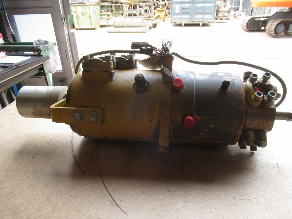 Furukawa W730LS - - Hydraulics for Construction machinery: picture 5 Furukawa W730LS - - Hydraulics for Construction machinery: picture 5