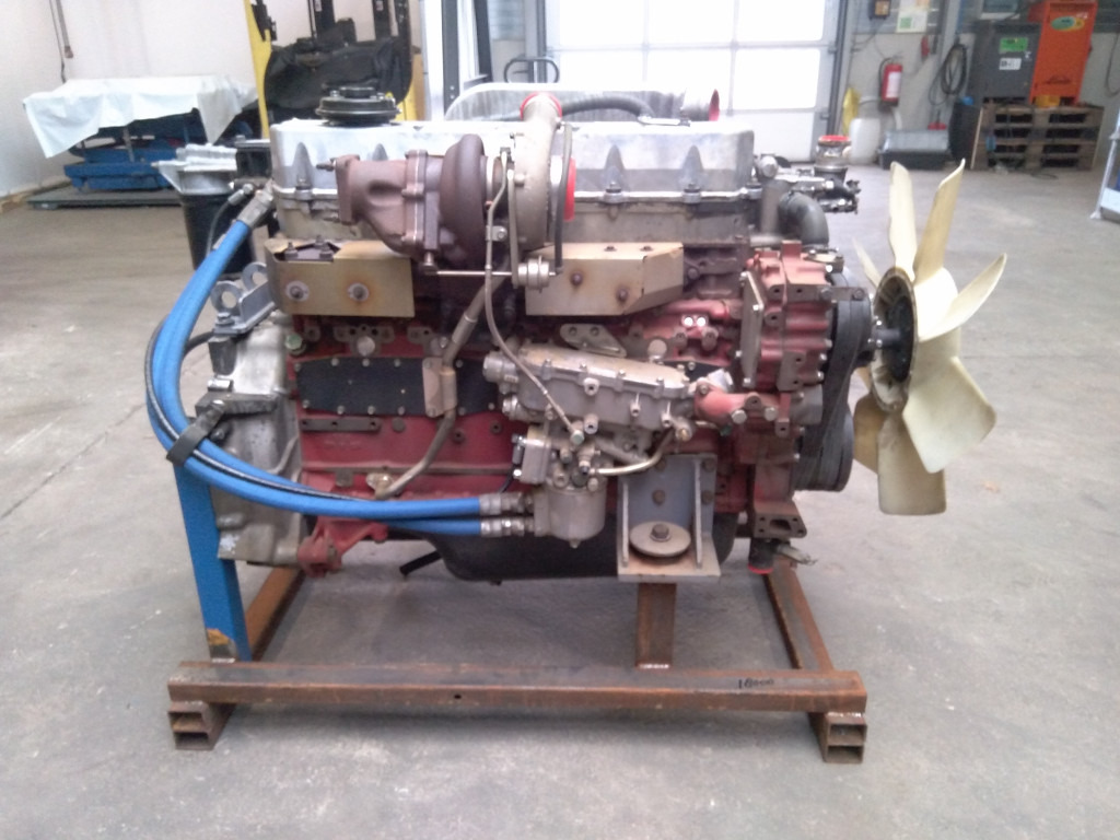 Hino P11C-UN - - Engine for Construction machinery: picture 3 Hino P11C-UN - - Engine for Construction machinery: picture 3