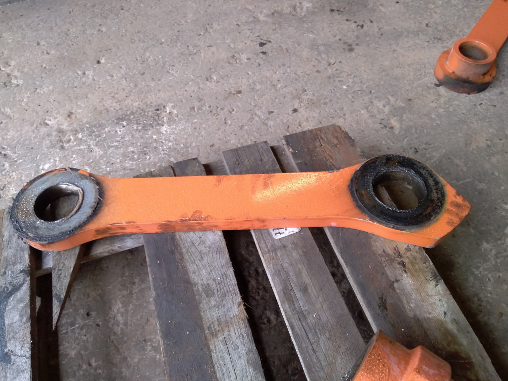 Hitachi 3075524 - Suspension for Construction machinery: picture 2 Hitachi 3075524 - Suspension for Construction machinery: picture 2