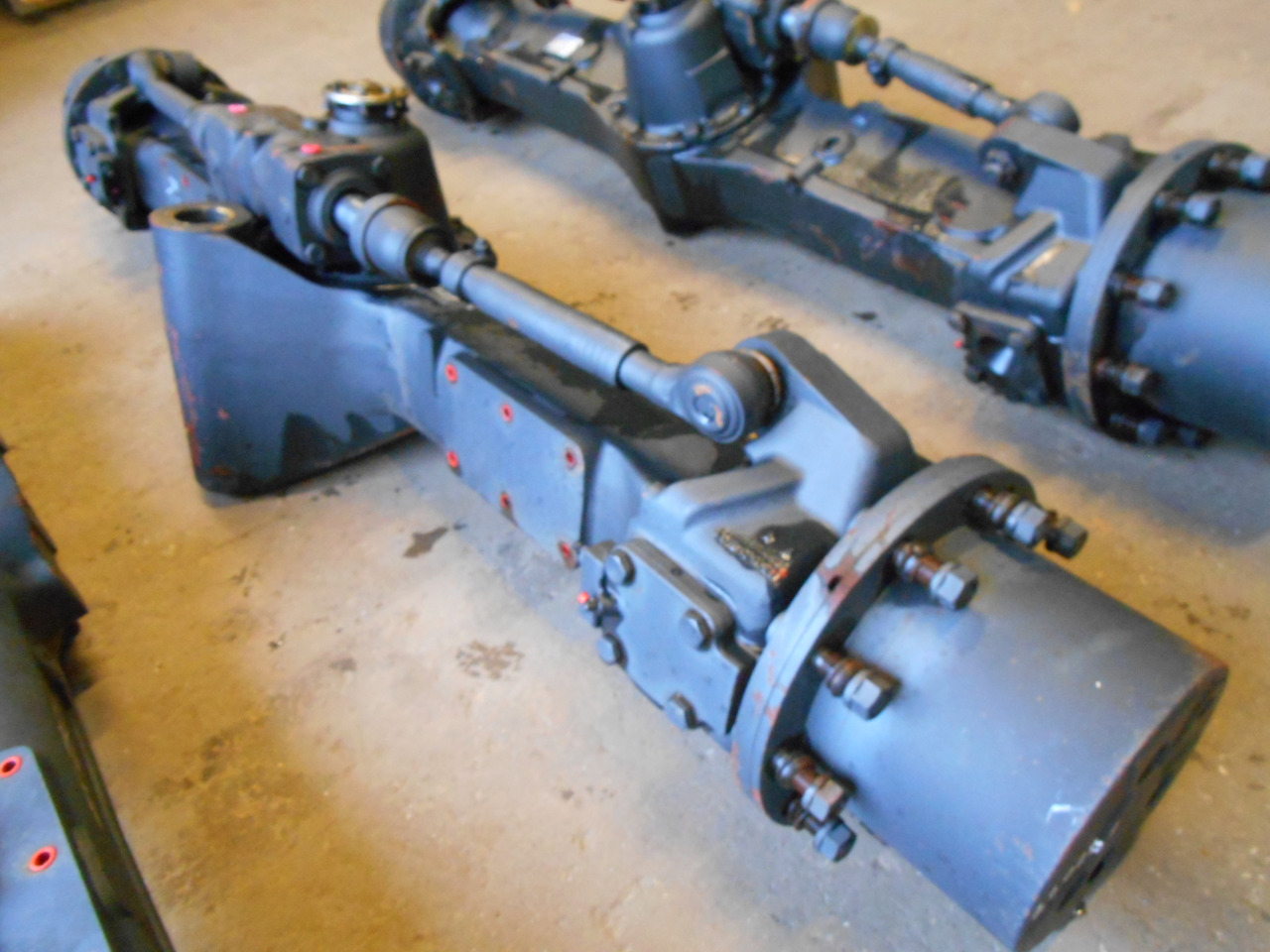 New Front axle for Construction machinery Hitachi 4457244: picture 6 New Front axle for Construction machinery Hitachi 4457244: picture 6